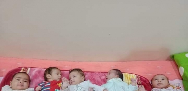 الأطفال الرضع داخل دار أيتام «الابتسام والولاء» بجسر السويس