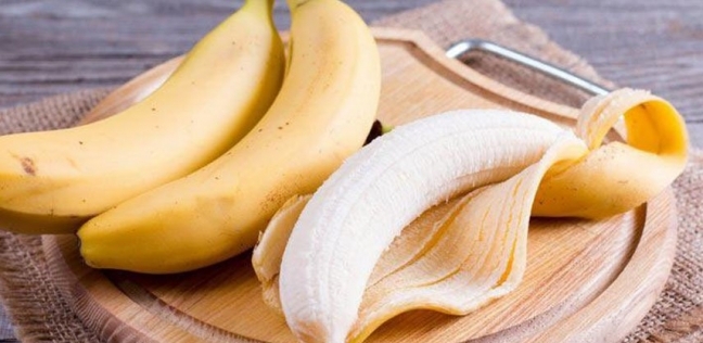 ماذا يحدث عند تناول الموز يوميا