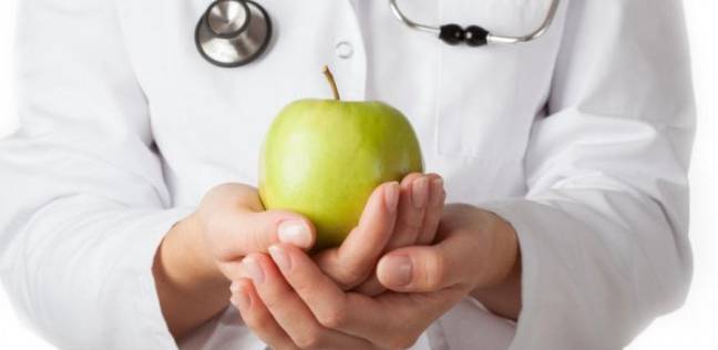 لماذا يعد التفاح من الأغذية الشافية؟