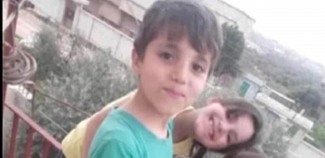 الطفل السوري فواز القطيفان رفقة شقيقاته