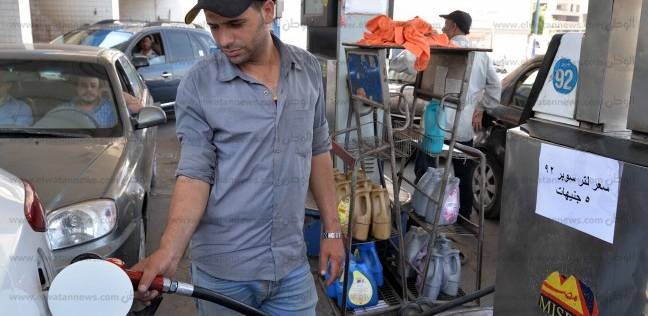 طلاب مصريون يبتكرون آلة لصناعة وقود من إطارات السيارات المستعملة
