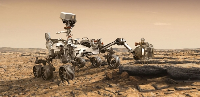 مركبة فضائية تكتشف جسم لامع غريب على سطح المريخ