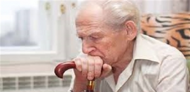 تناول كبار السن لأطعمة دهنية يهددهم بفقدان البصر