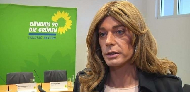 أول متحول جنسي في البرلمان الألماني يطالب بتسهيل التغيير بين الجنسين