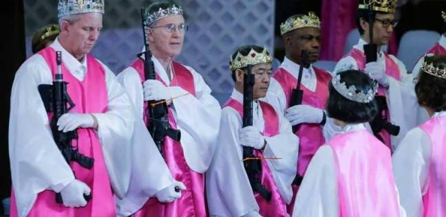 حفل زفاف "البنادق" يثير ضجة بالولايات المتحدة الأمريكية