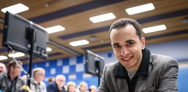 لاعب الشطرنج باسم سمير أمين