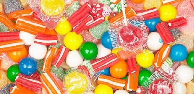 دراسة: الأشخاص الذين يحبون السكريات ويأكلونها كثيرا أقل عرضة للسمنة