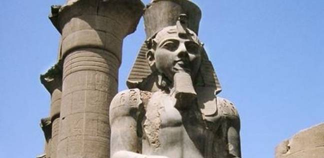 تمثال الملك رمسيس الثاني