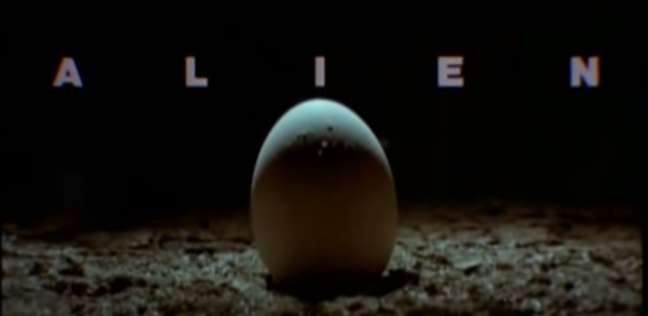 مقطع من فيلم Alien