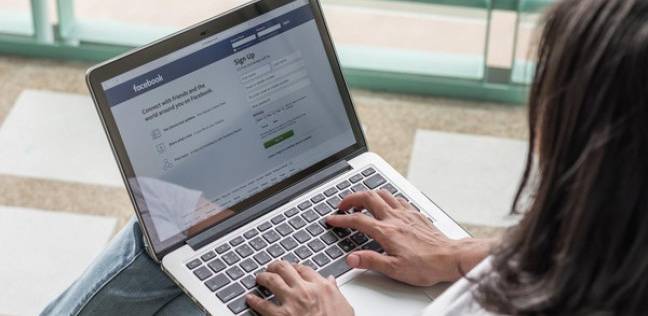 فيسبوك يطلب من المستخدمين "صور عارية" لوقف الانتقام الإباحي