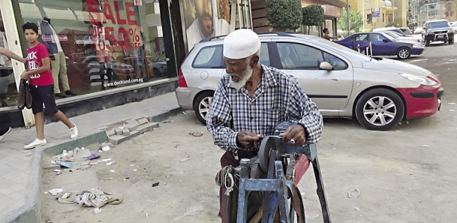 «عبدالنبى» سنَّان فى الـ90 من عمره