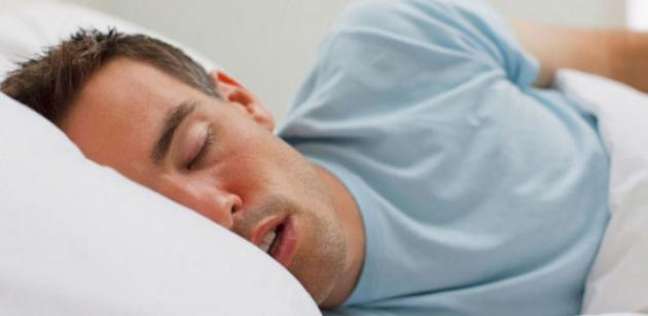 5 عادات بسيطة تمنحك نوم أفضل.. تعرف عليهم