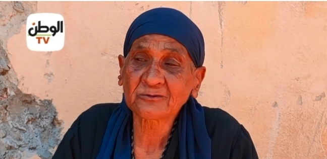 السيدة «أم ناصر» تعيش في منطقة المقابر بالسيدة عائشة