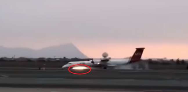 شاهد هبوط اضطراري في بيرو لطائرة من دون عجلة أمامية