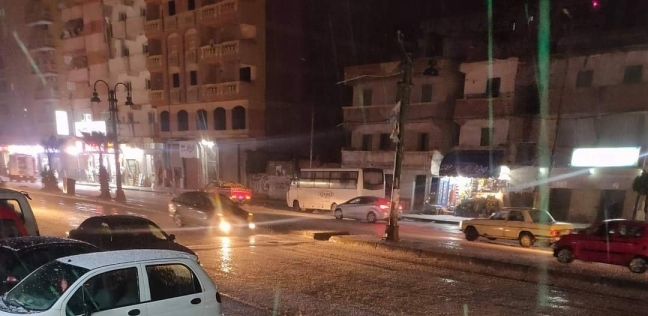 تساقط الثلوج على شوارع الإسكندرية