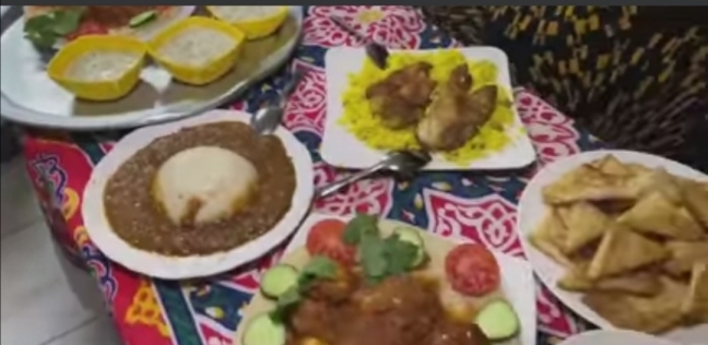 «أمونة» تفتتح مطعما للأكلات السودانية بالدقي: بربي 7 أيتام