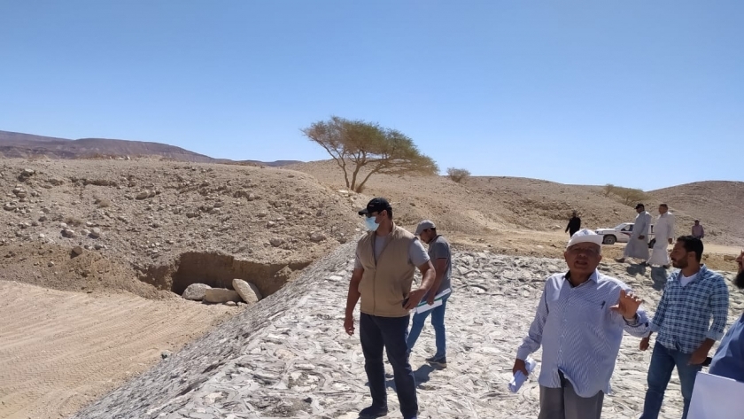 متابعة أعمال الحماية من مخاطر السيول بجنوب سيناء