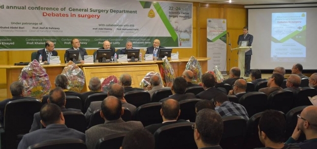 رئيس جامعة الزقازيق يفتتح المؤتمر السنوي الثالث لقسم الجراحة