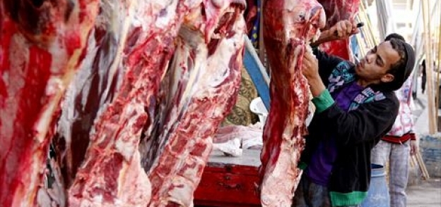 انتشار «شوادر اللحوم» فى القاهرة رغم قرار المحافظ بمنعها «صورة أرشيفية»