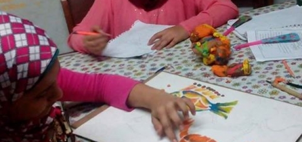 ورشة فنية للاطفال بالإسكندرية لتعليم الرسم والتلوين