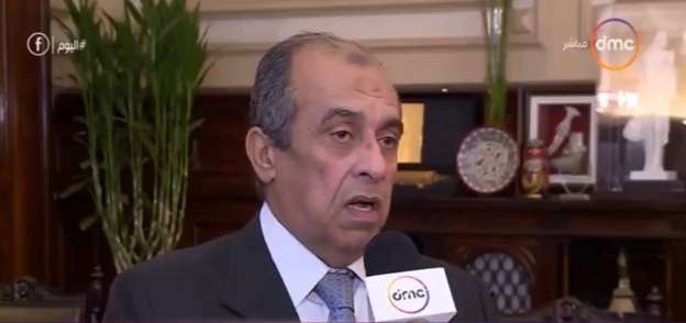 الدكتور عزالدين أبوستيت - وزير الزراعة