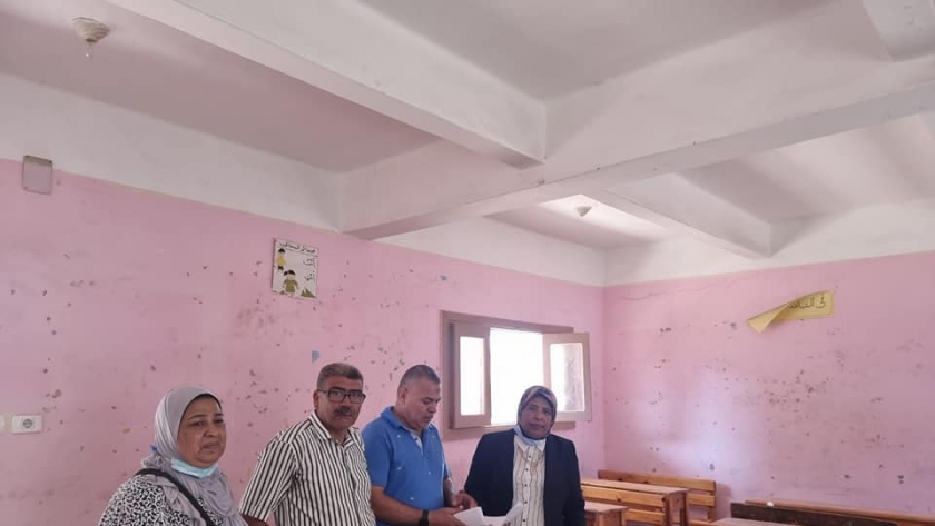 المدرسة التي اشيع انهيار سقف فصلها في الإسكندرية