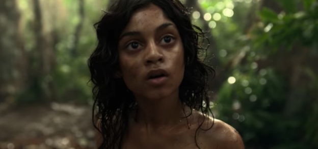 مشهد من فيلم "Mowgli"