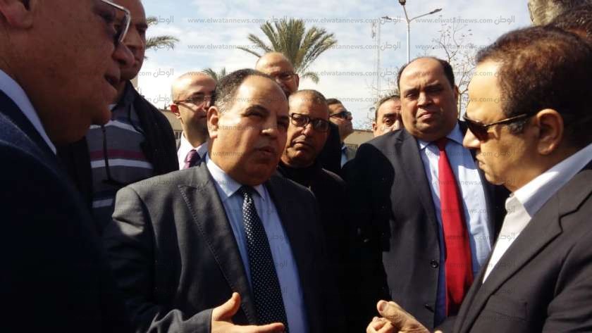 وزير المالية في بورسعيد