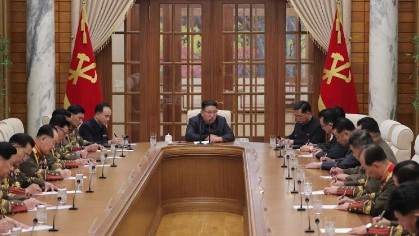 اجتماع اللجنة العسكرية المركزية لحزب «العمال» الكوري الشمالي الحاكم