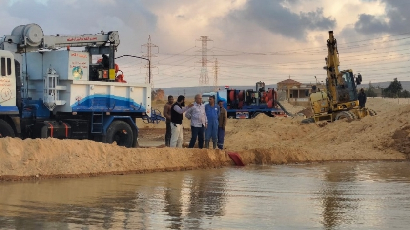 اصلاح خط مياه الشرب في مرسى مطروح
