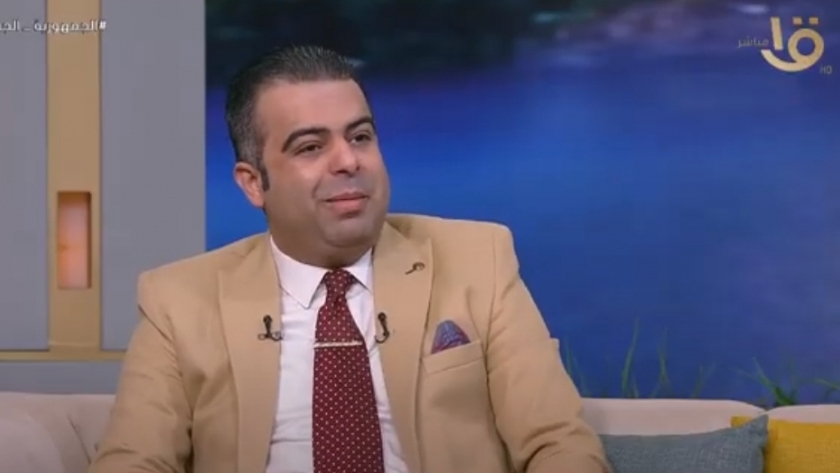 الدكتور حسام النحاس، أستاذ الإعلام بجامعة بنها
