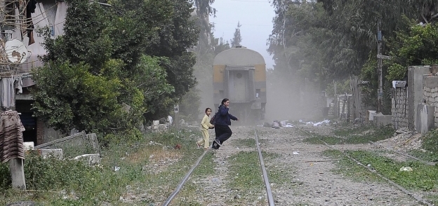 مسئول بهيئة السكك الحديدية :خروح قطار "طنطا – الزقازيق" بمزلقان السنطة