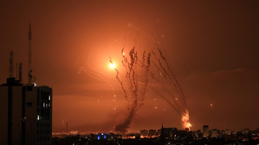 قصف قاعدة إسرائيلية بالصواريخ