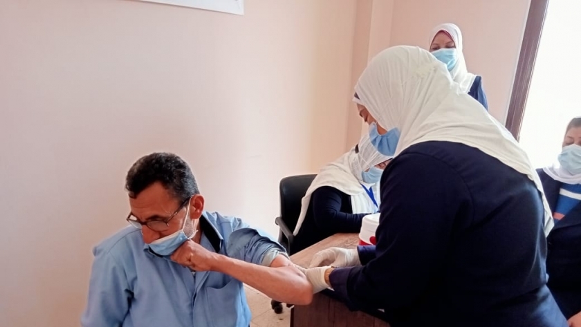 مواعيد عمل مراكز تطعيم لقاحات كورونا في رمضان 2021