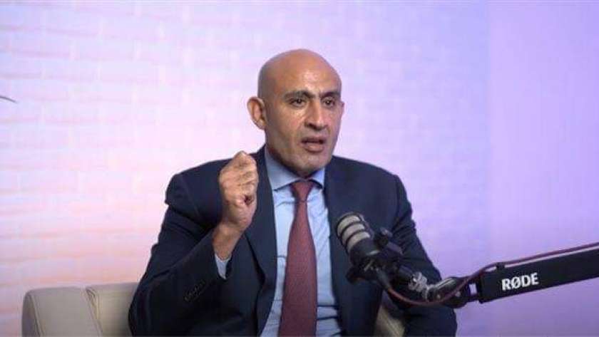 محمد عبد اللطيف وزير التعليم