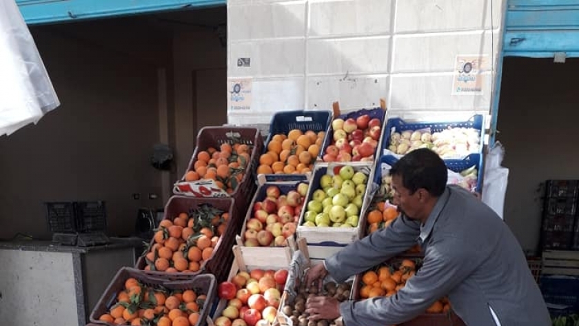 أسعار الخضروات والفاكهة بالأسواق