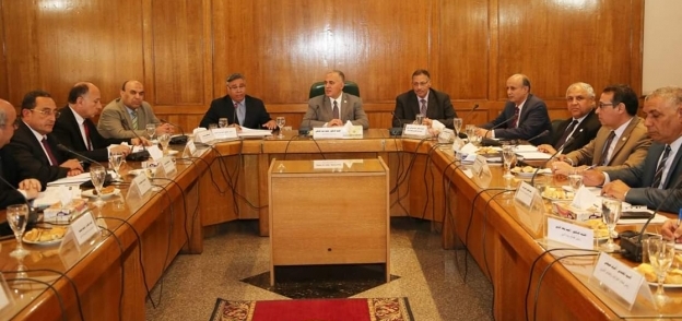 لجنة سياسات وزارة الموارد المائية والري