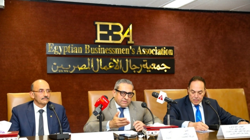 خالد عباس يشيد بدور لجنة التطوير العقاري والمقاولات من خلال جمعية رجال الأعمال المصريين في دعم المشروعات القومية