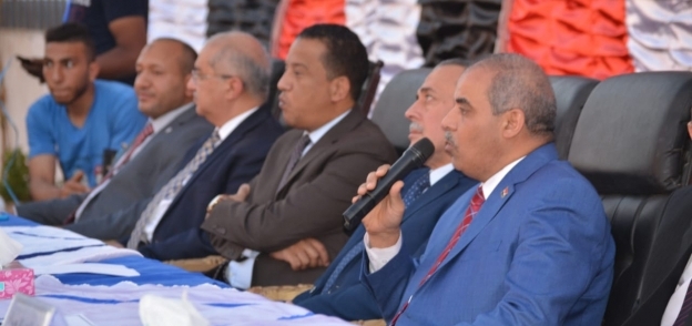 رئيس جامعة الأزهر يكرّم أسر شهداء الوطن في حفل إفطار جماعي بأسيوط
