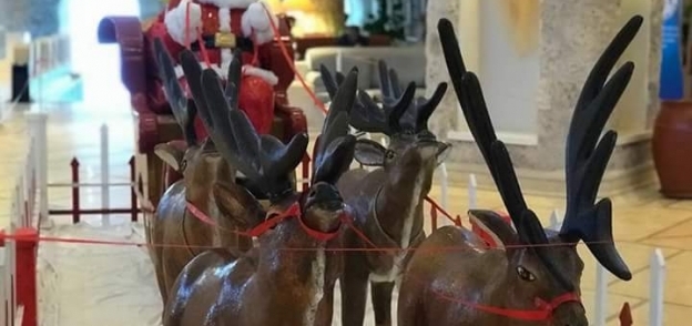 تزيين الفنادق والمنتجعات السياحية بـ«بابا نويل» وشجرة الكريسماس