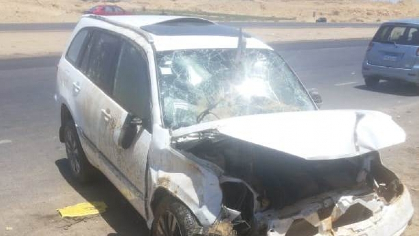 حادث انقلاب سيارة على طريق أسيوط الغربي بالفيوم