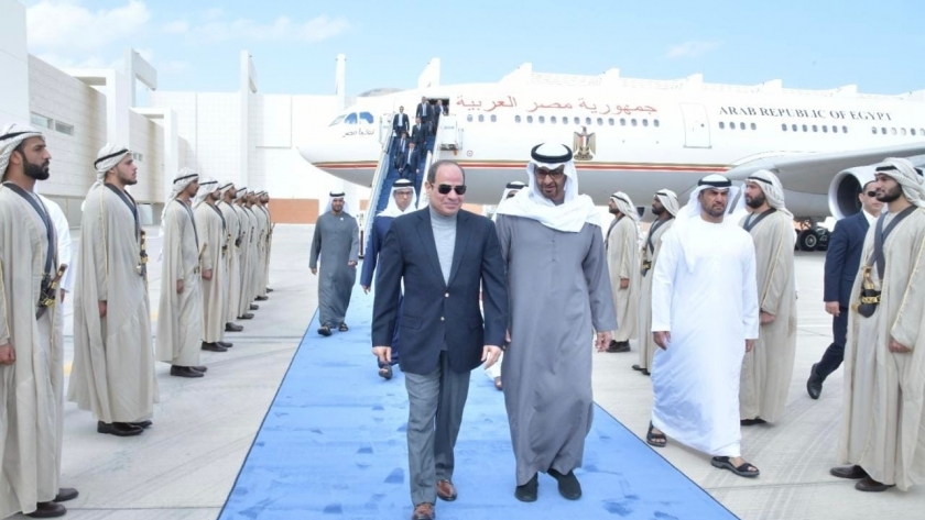 الرئيس عبد الفتاح السيسي لحظة وصوله أبوظبي