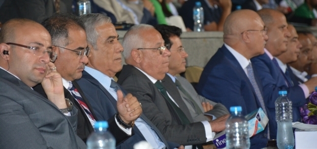 وزير الرياضة يشهد مباراة المصري واتحاد العاصمة الجزائري