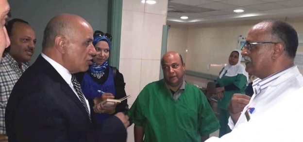 وكيل وزارة الصحة بالإسكندرية يتفقد سير العمل وأعمال التطوير بمستشفى العامرية العام