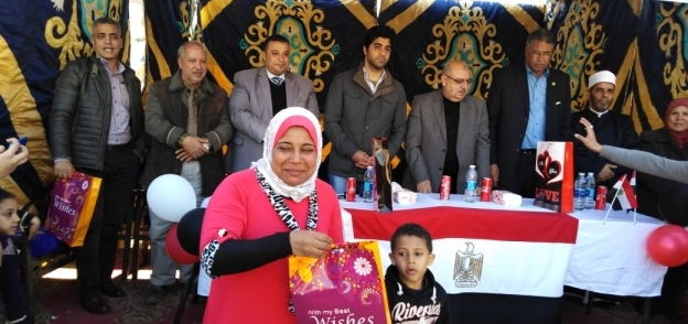 مركز شباب مبارك بالإسكندرية يكرم 40 أم مثالية و60 طفل
