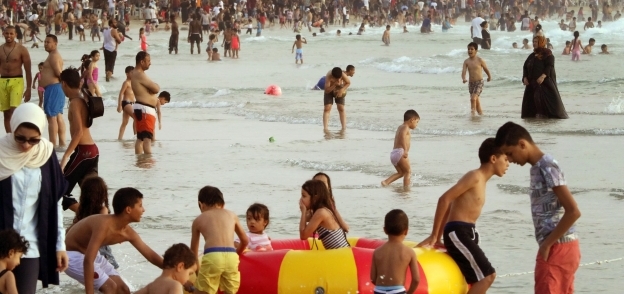 أحد شواطئ طرابلس