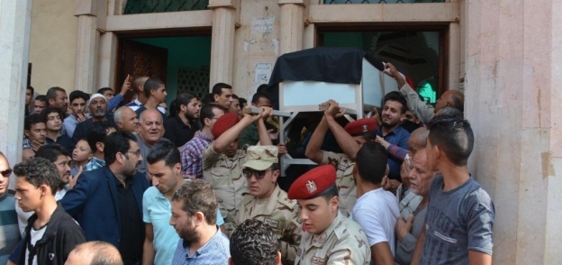 أهالى قطور بالغربية يشيعون جثمان  شهيد القوات المسلحة فى سيناء