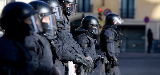 عناصر من الشرطة الإسبانية