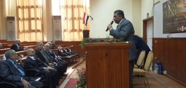 علوم الإسكندرية تنظم المؤتمر الثاني عشر تحت عنوان "البترول وأفاق التنمية"