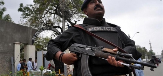 السلطات الباكستانية تعتقل مسلحان خططا لهجمات إرهابية
